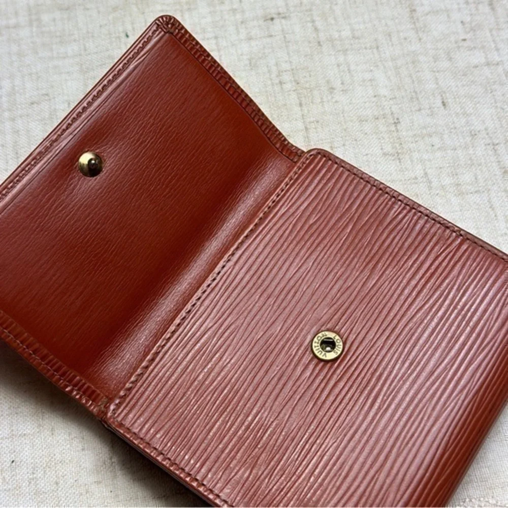 AUTHENTIC Louis Vuitton Marco Wallet. Color: Brown.